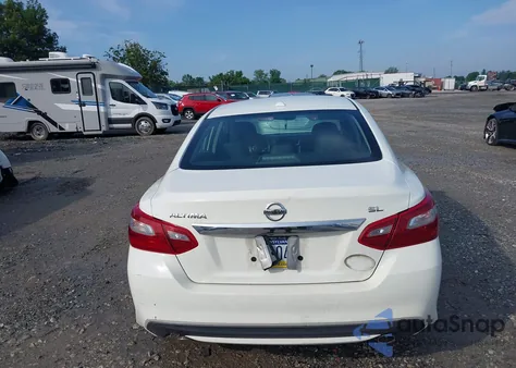 2018 Nissan Altima 2.5 Sl z USA, uszkodzony, nr VIN 1N4AL3AP7JC188532